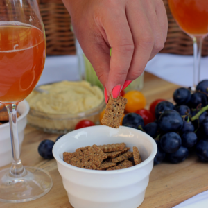 Biscuits apéritif BIO – Oignon et origan de Provence.